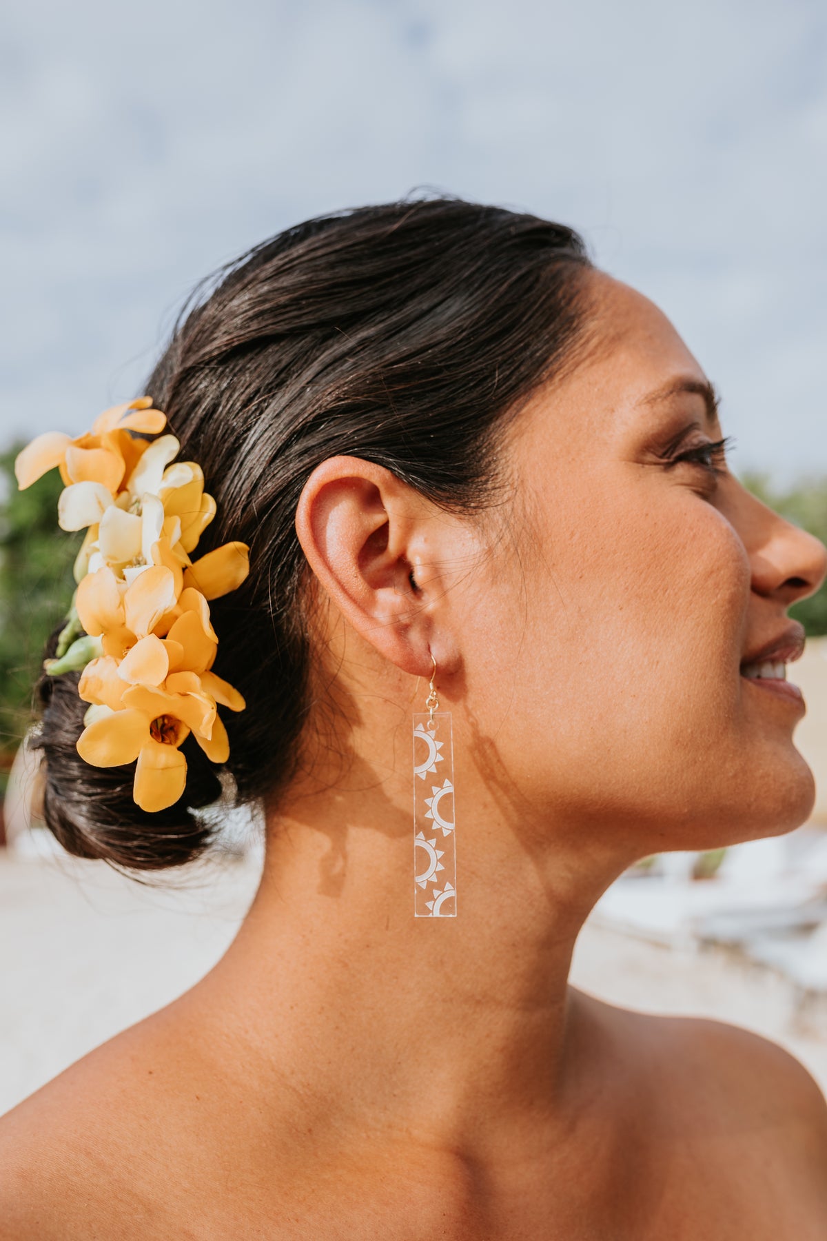 Lā Earrings