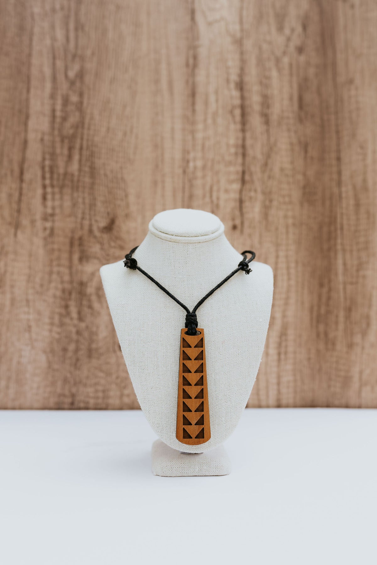 Ihe Necklace